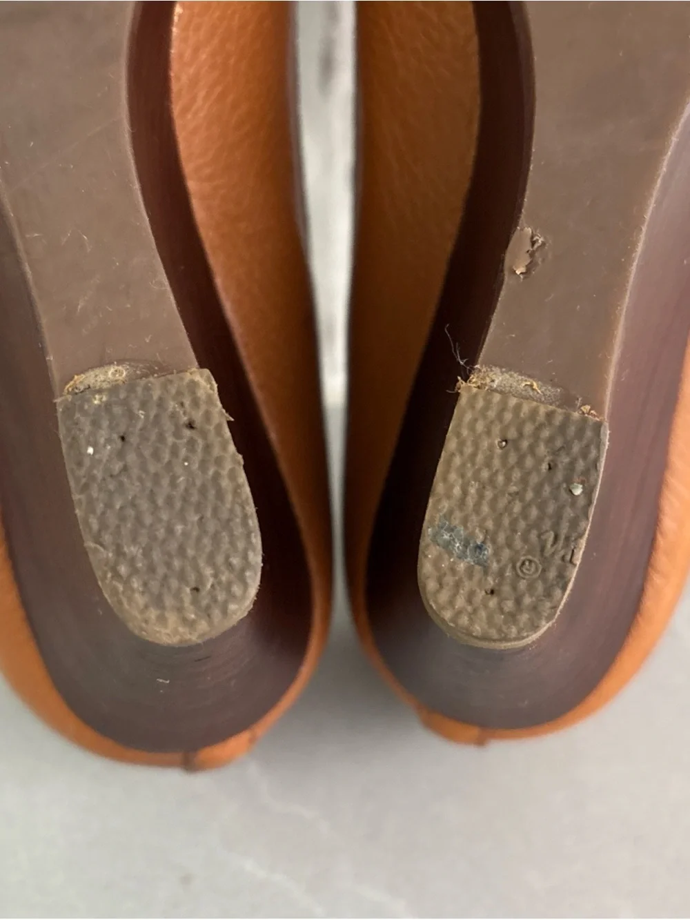 Tory Burch Tan Leather Peep-Toe Wedge Heels with Gold Logo Sz 6.5